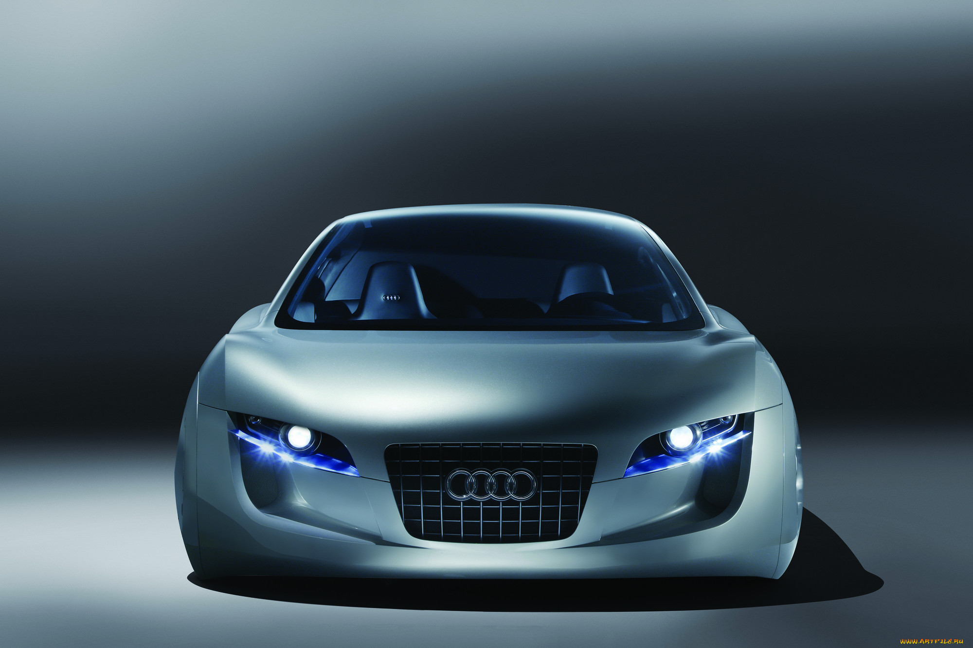 Роботы audi. Audi RSQ Concept. 2004: Audi RSQ. Audi RSQ Я робот. Audi RSQ 8 будущего.